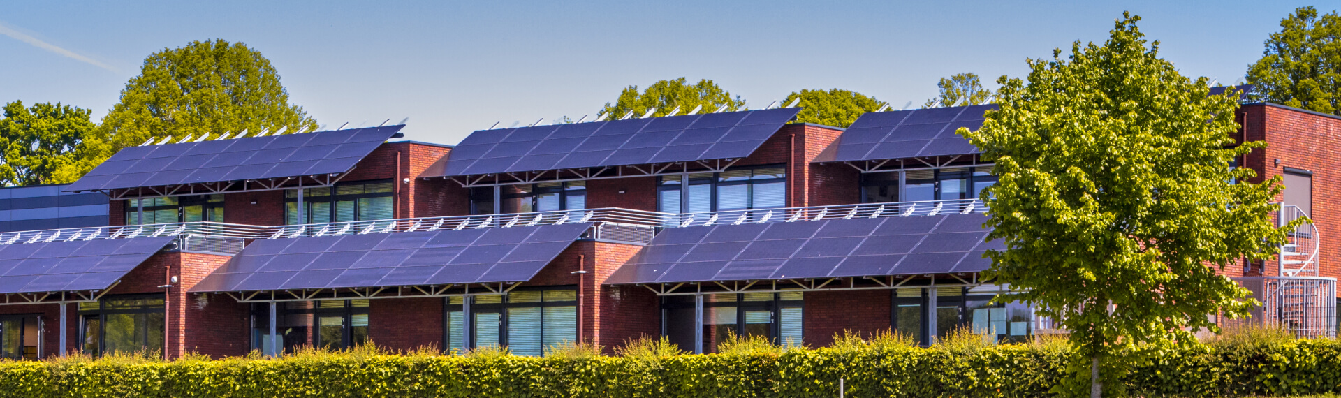 solar pro public school building with solar panels