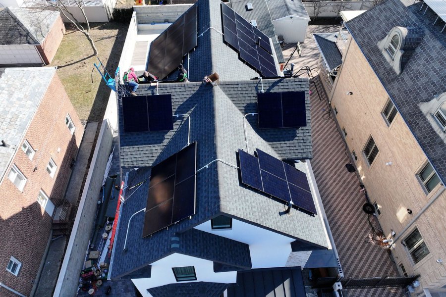 solar system enphase inverter