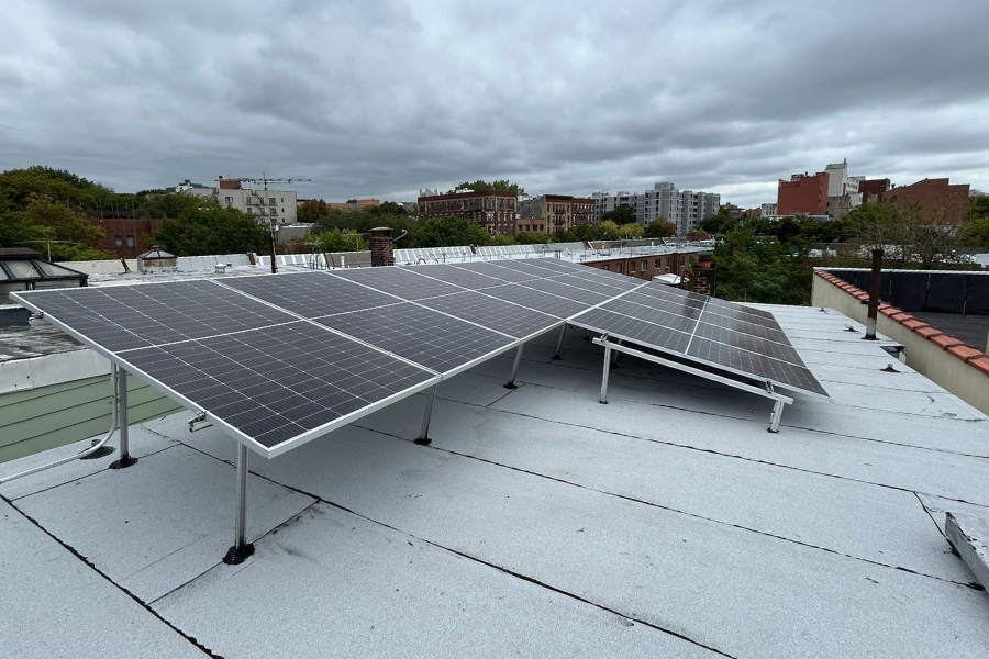 solar pro main commercial rooftop solar installation solar panels on commercial roof