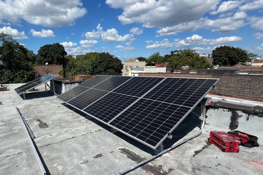 solar pro main commercial rooftop solar installation solar installation on commercial rooftop